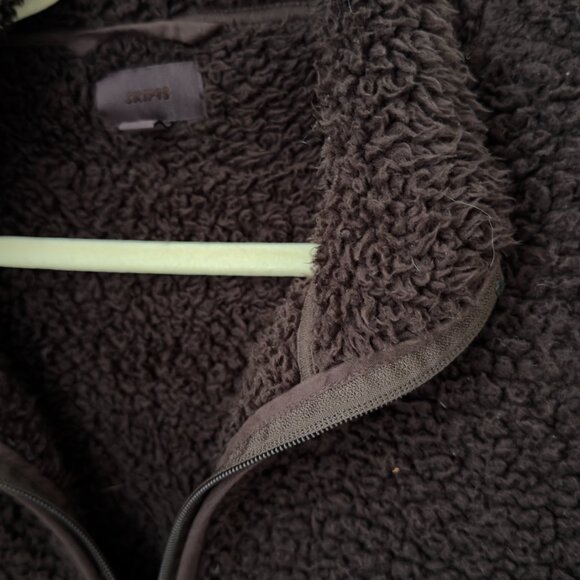 Skims Fleece - Picture 4 of 5